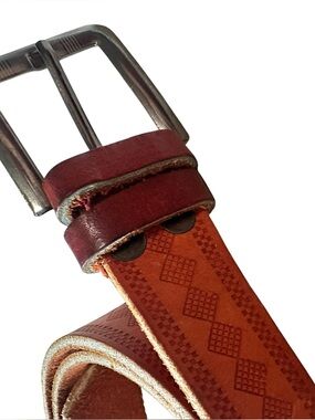 Men’s Hand Crafted Embossed Leather Belt Sz 34/36